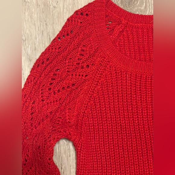 Red Knit Sweater (Dress/Tunic length) - Picture 5 of 7